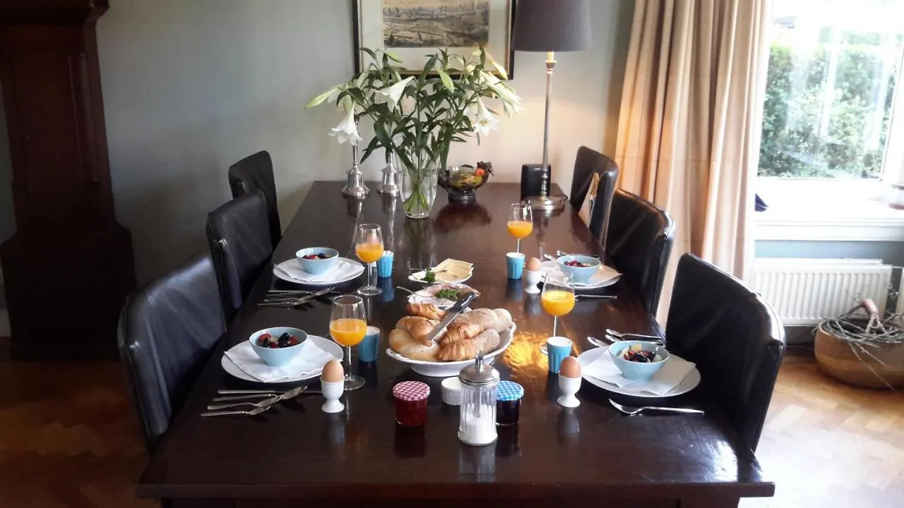 Bed and Breakfast Place 2 Be Eindhoven