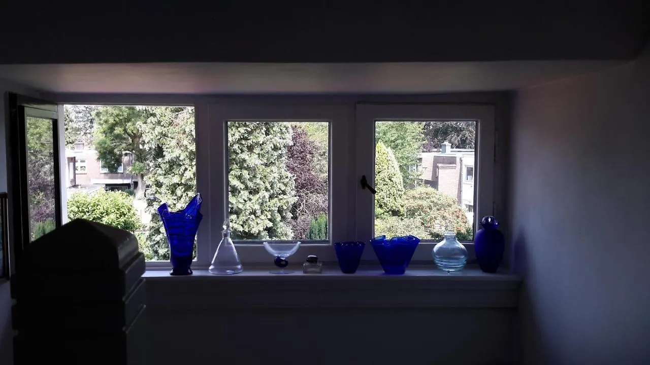 Bed and Breakfast Place 2 Be Eindhoven Nocleg ze śniadaniem