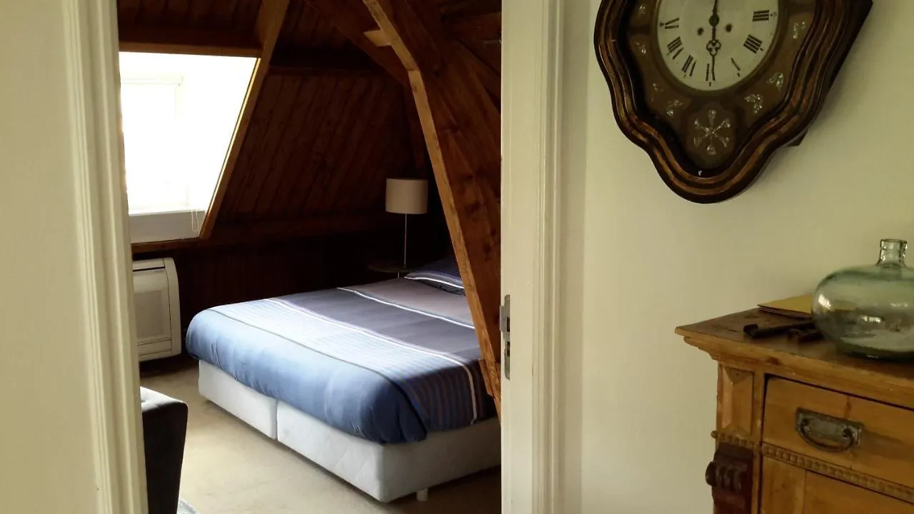 Bed and Breakfast Place 2 Be Eindhoven Holandia
